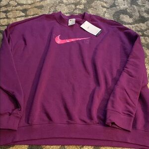 Nike Women's Purple Sweatshirt